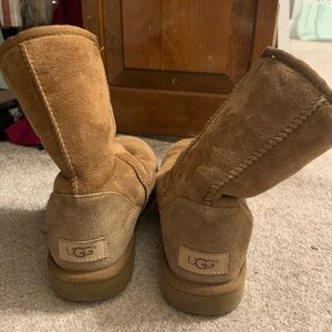 brown ugg’s